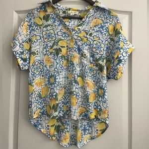 Grecian Lemon Blouse | Button-Up Collared Casual